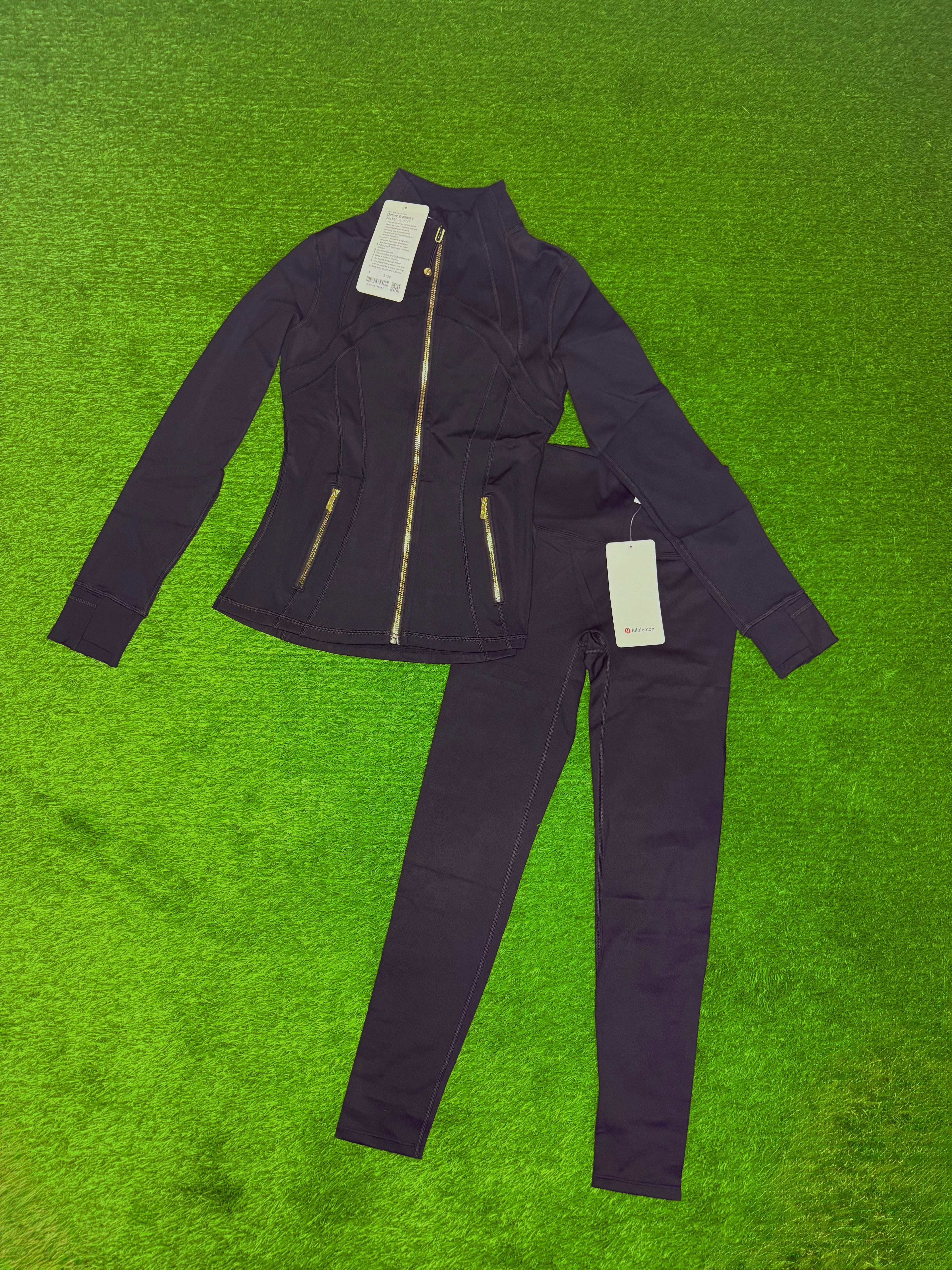 black w/ gold zipper lulu define set