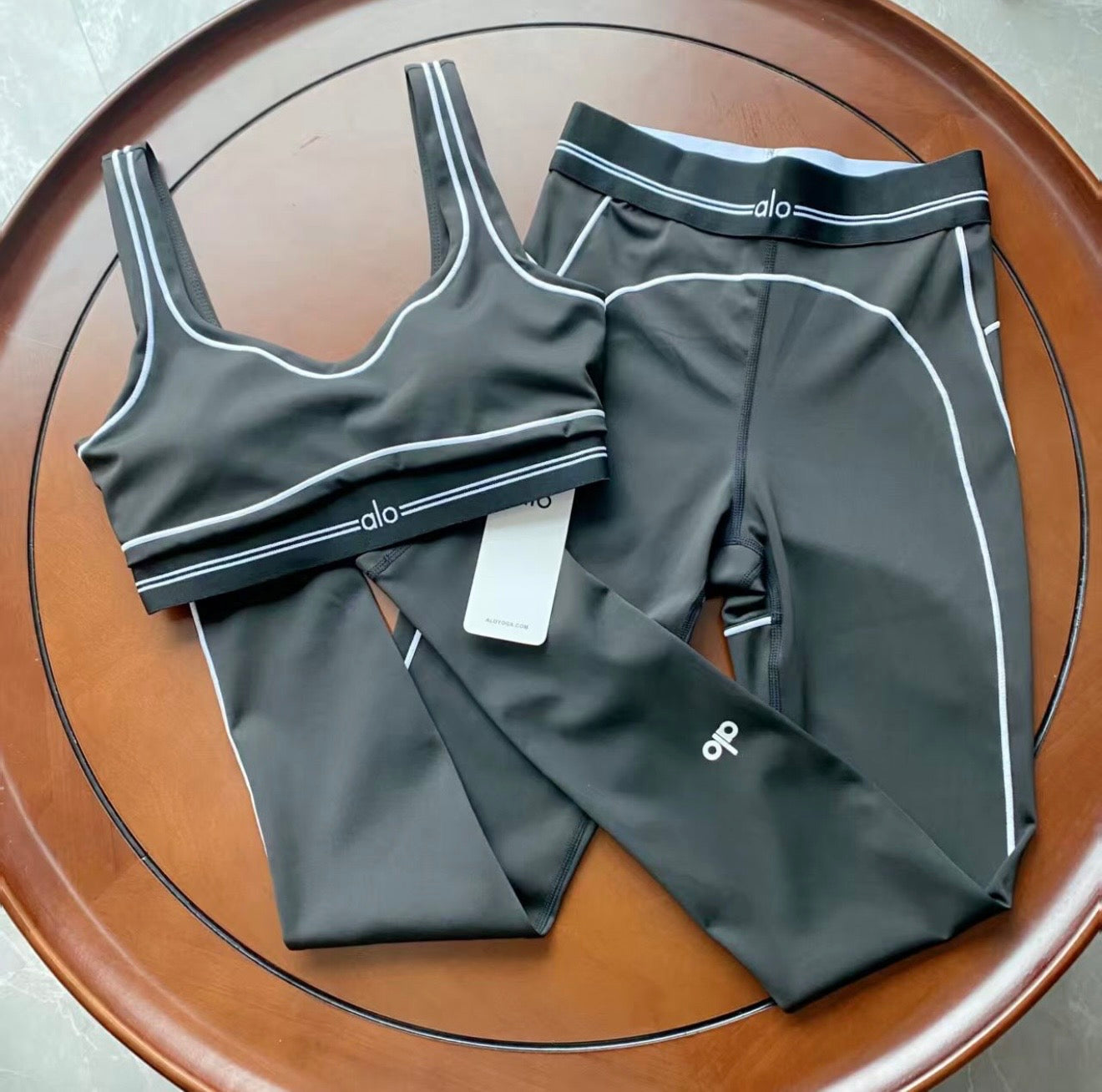 Alo legging set